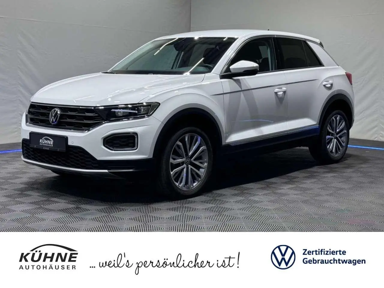 Photo 1 : Volkswagen T-roc 2021 Essence