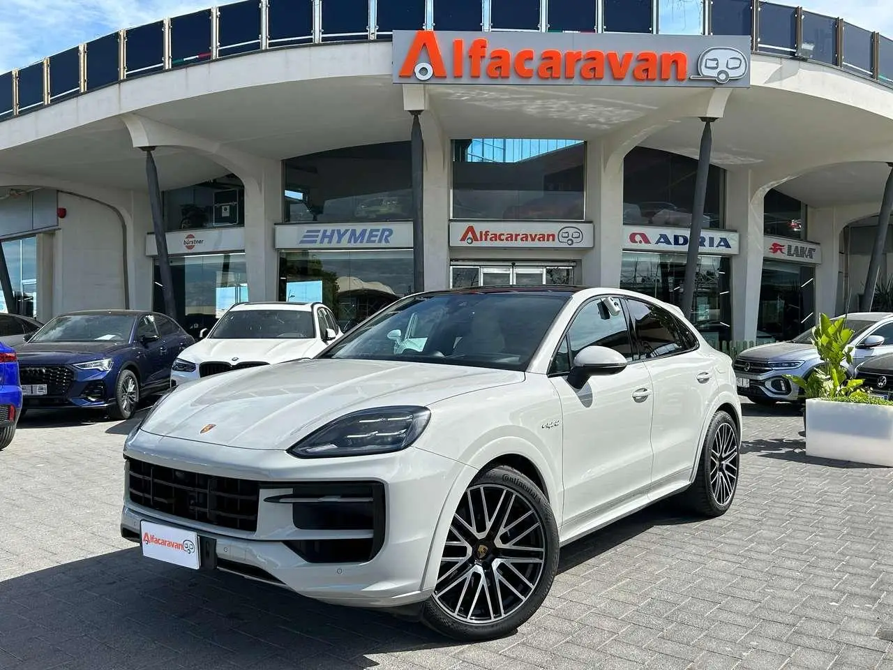 Photo 1 : Porsche Cayenne 2023 Hybride