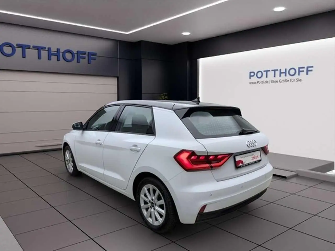 Photo 1 : Audi A1 2024 Petrol