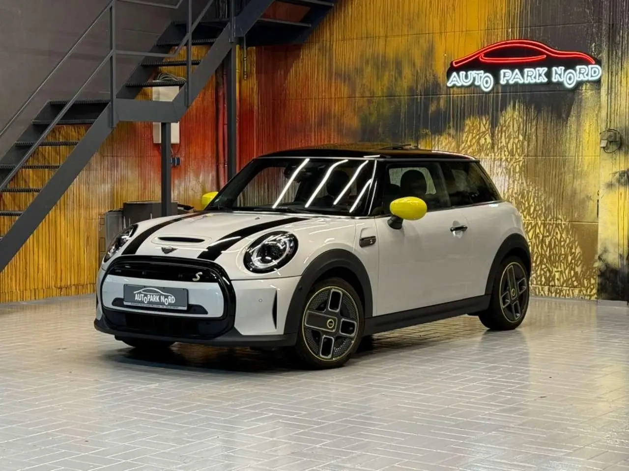 Photo 1 : Mini Cooper 2022 Électrique