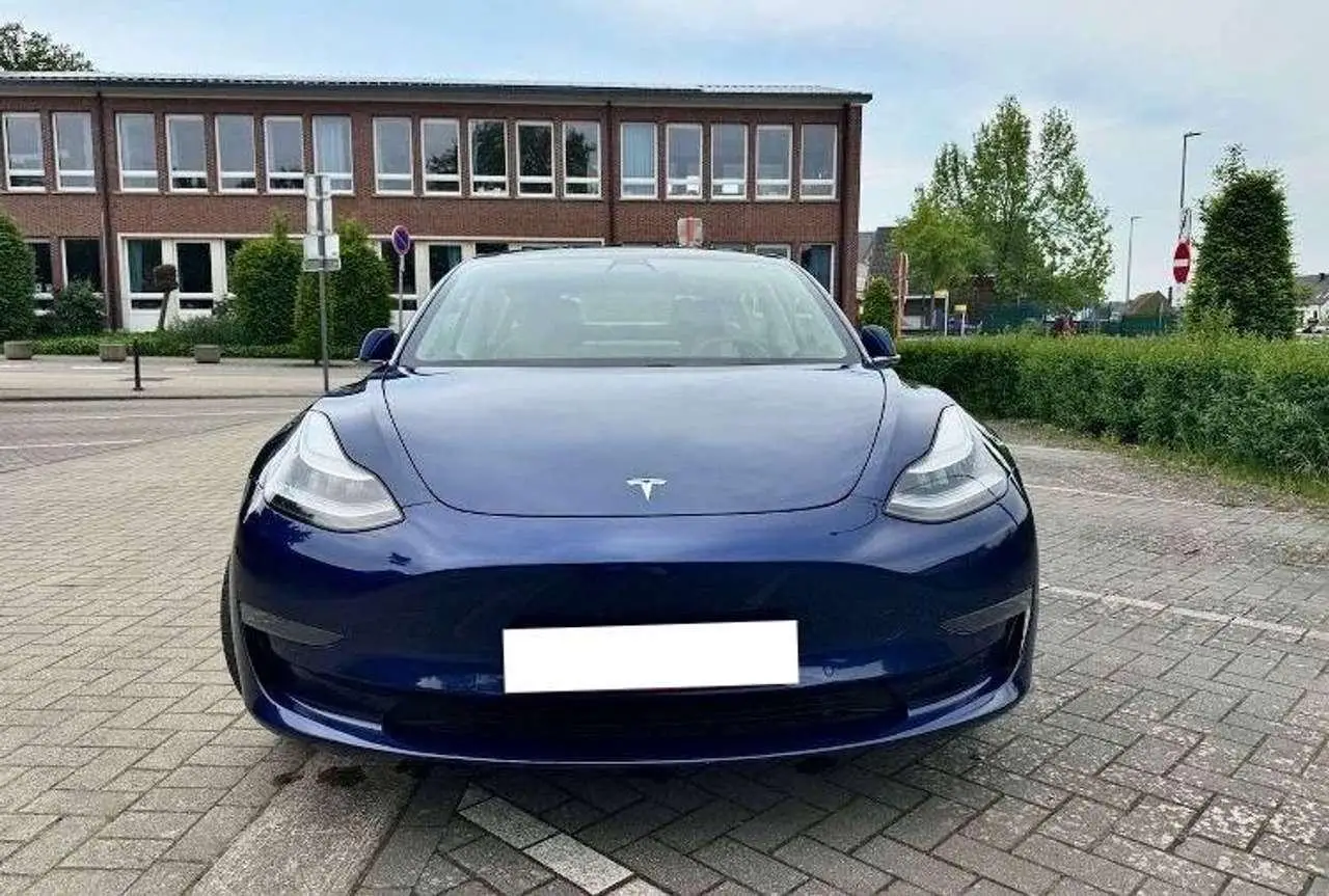 Photo 1 : Tesla Model 3 2019 Essence