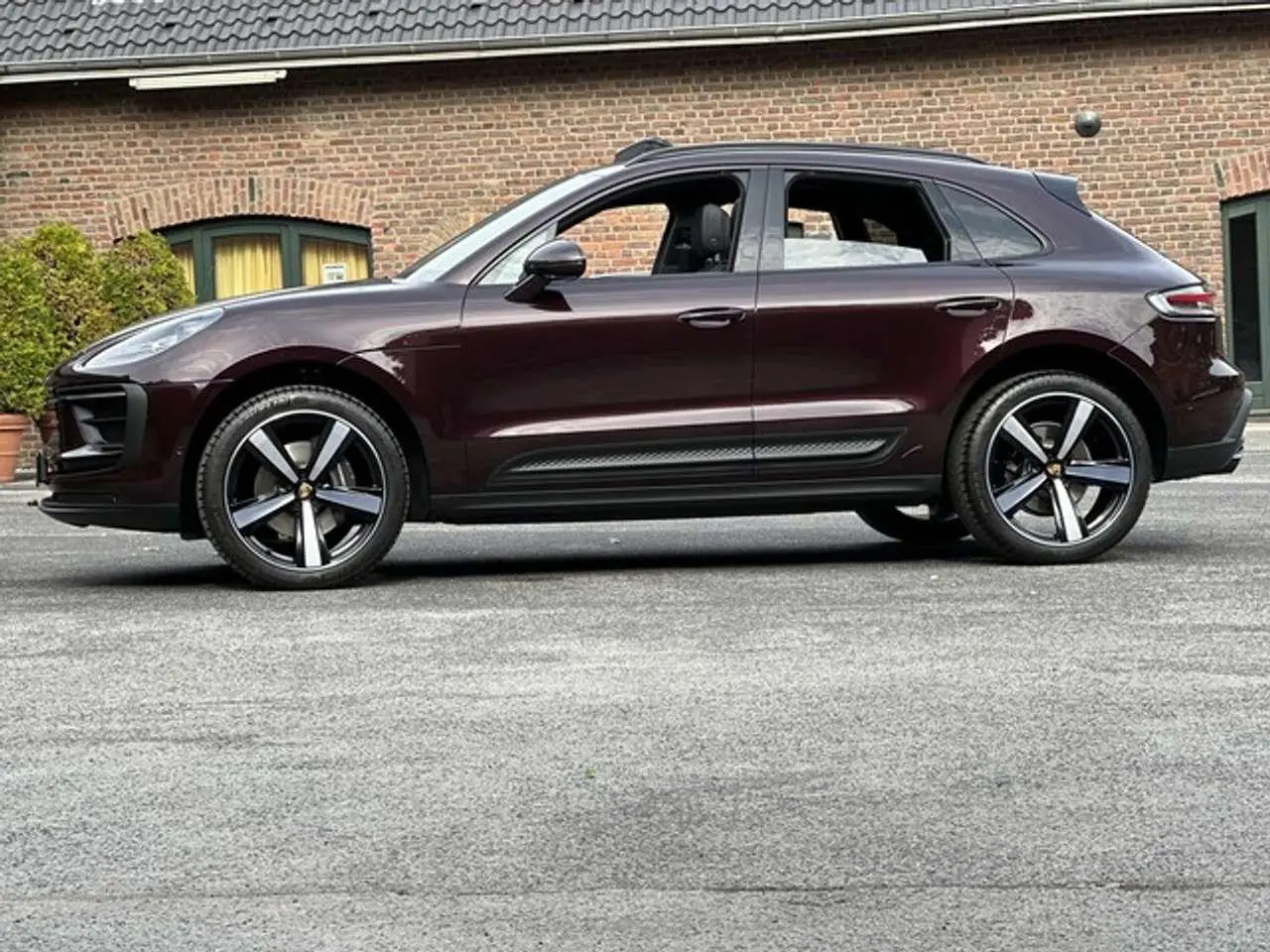 Photo 1 : Porsche Macan 2022 Petrol