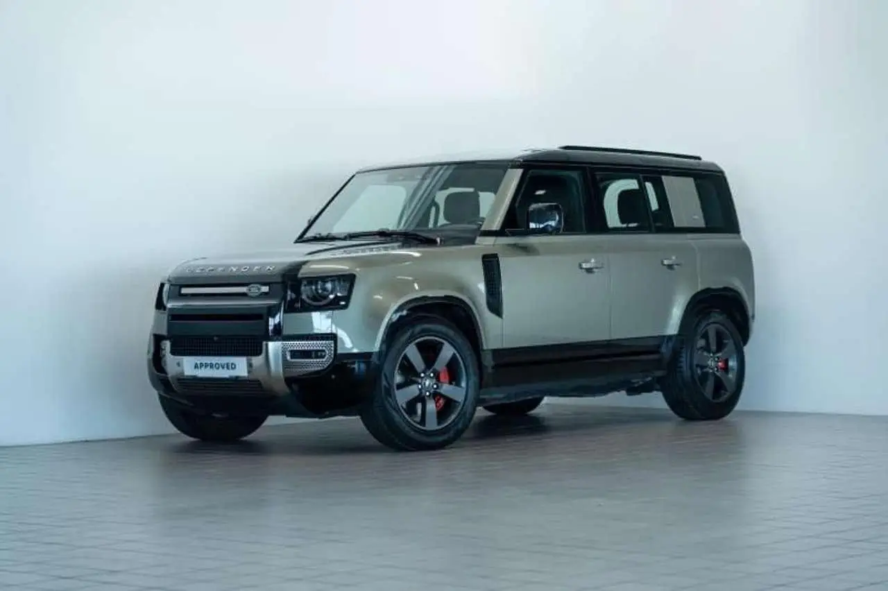 Photo 1 : Land Rover Defender 2020 Hybride