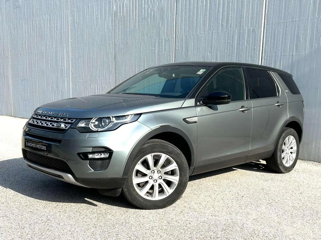 Photo 1 : Land Rover Discovery 2015 Diesel