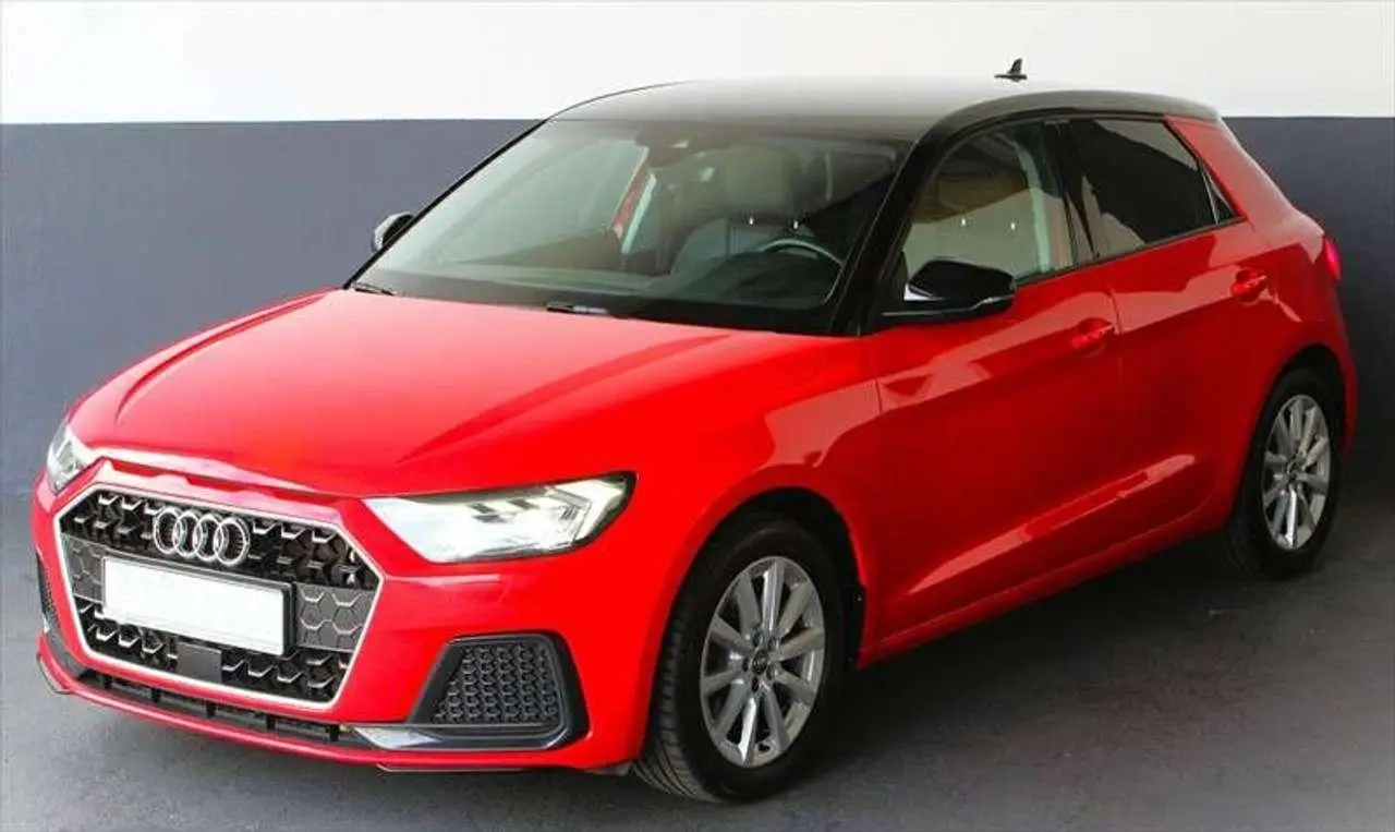 Photo 1 : Audi A1 2018 Essence