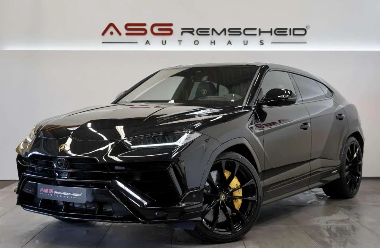 Photo 1 : Lamborghini Urus 2024 Petrol