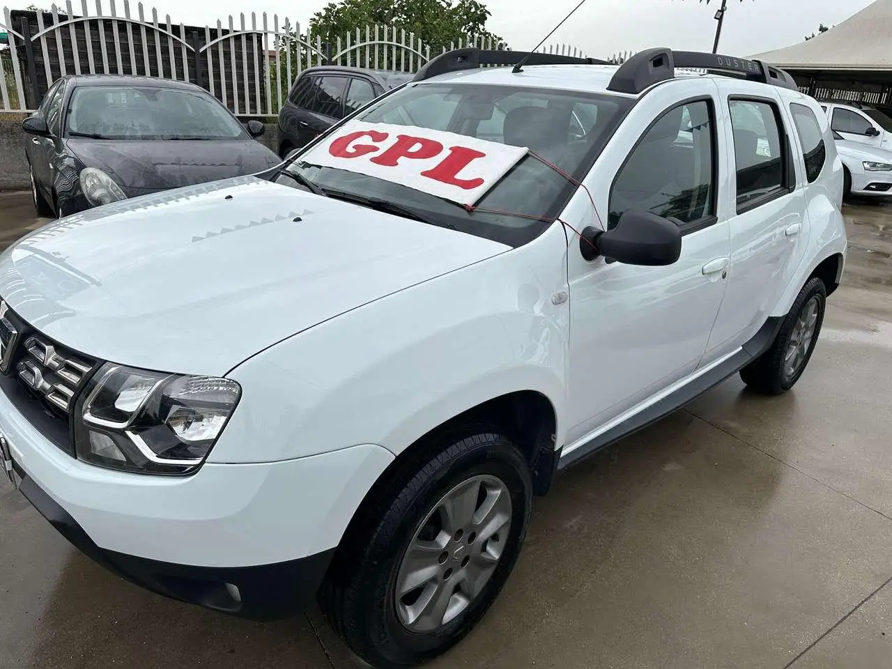 Photo 1 : Dacia Duster 2017 GPL