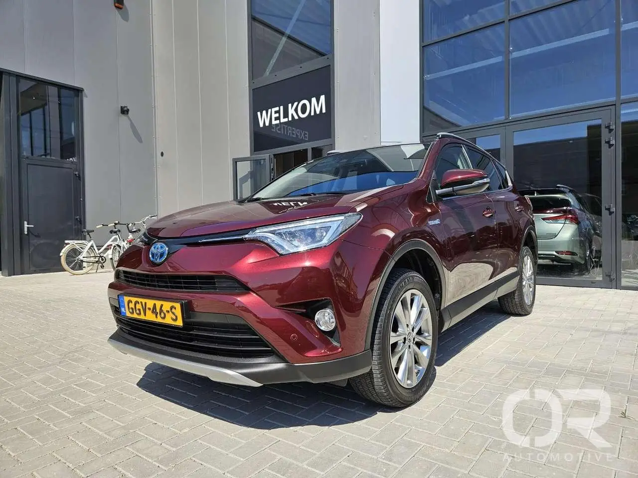 Photo 1 : Toyota Rav4 2016 Hybrid