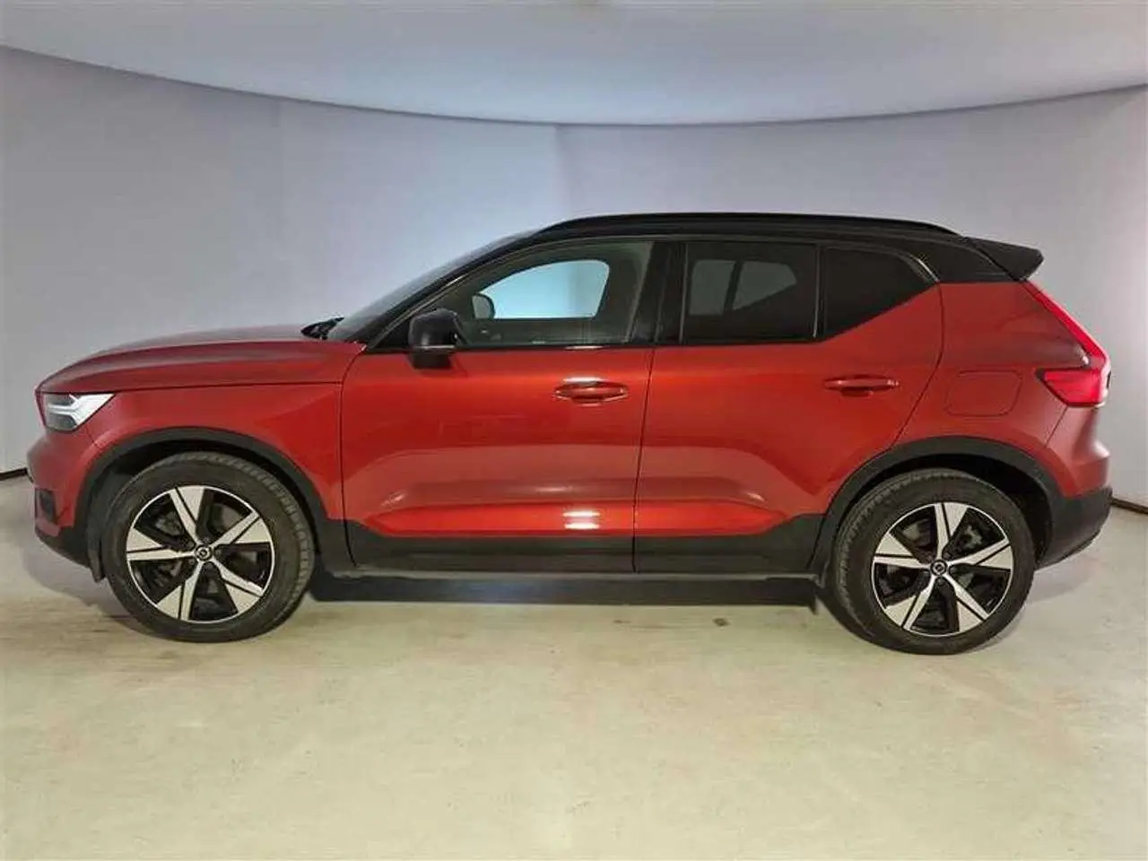 Photo 1 : Volvo Xc40 2021 Electric