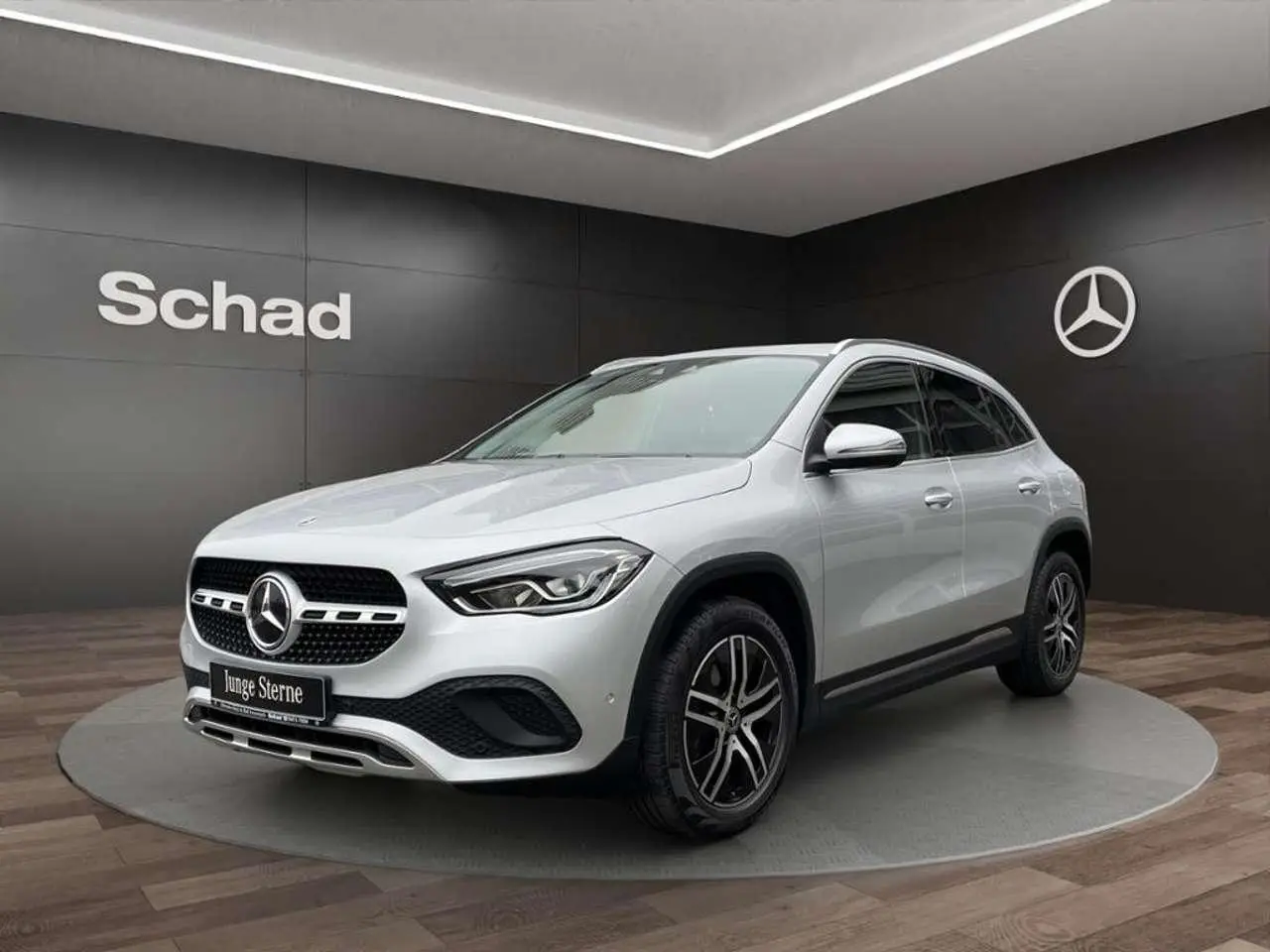 Photo 1 : Mercedes-benz Classe Gla 2020 Petrol