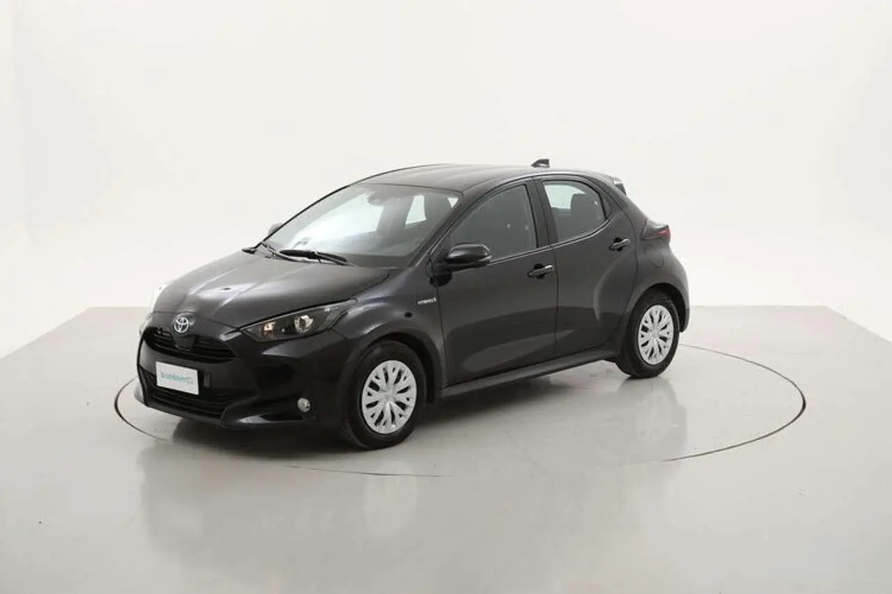 Photo 1 : Toyota Yaris 2021 Hybrid