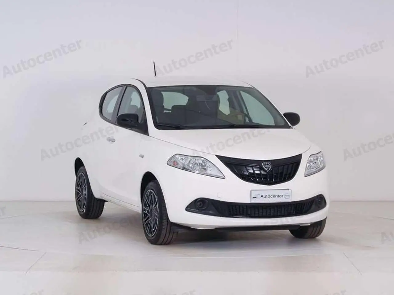 Photo 1 : Lancia Ypsilon 2024 Hybrid