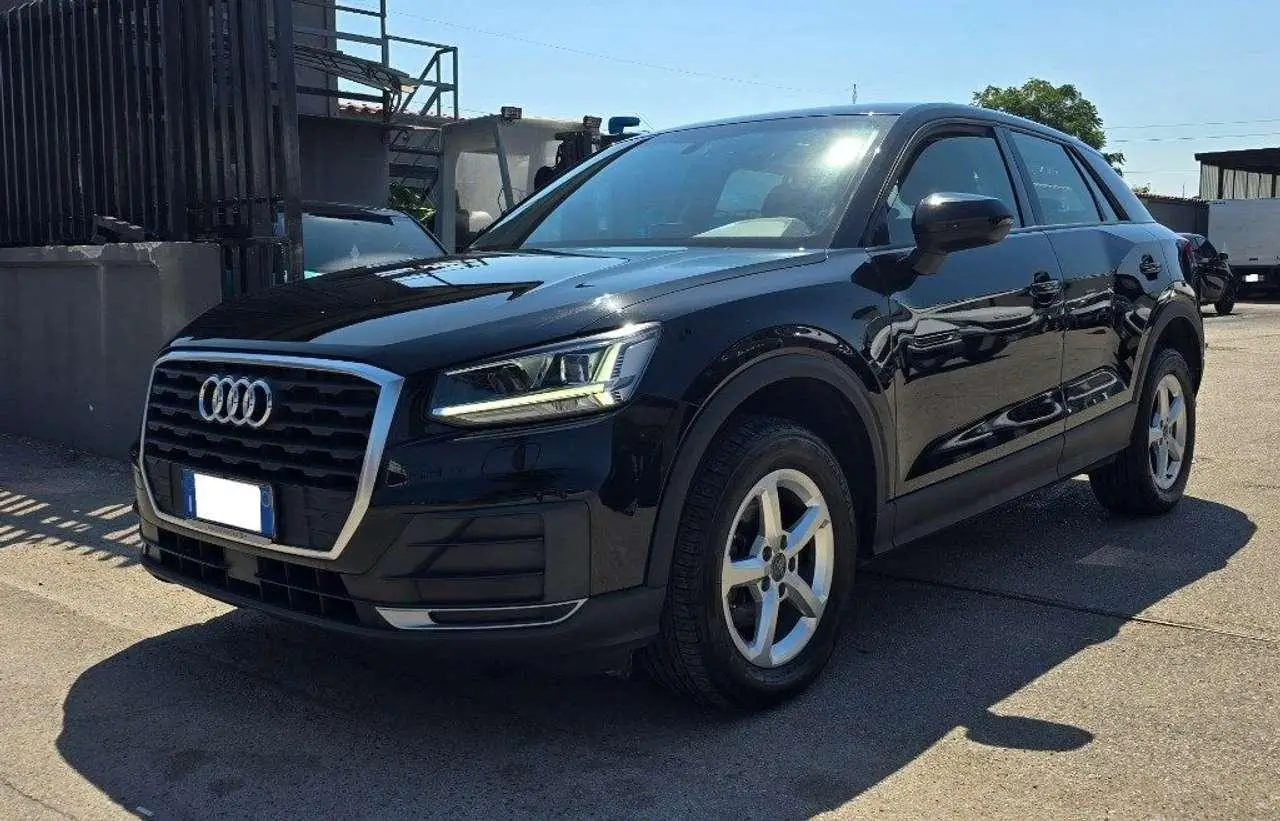 Photo 1 : Audi Q2 2020 Diesel