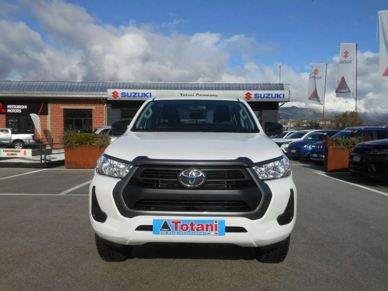 Photo 1 : Toyota Hilux 2024 Diesel