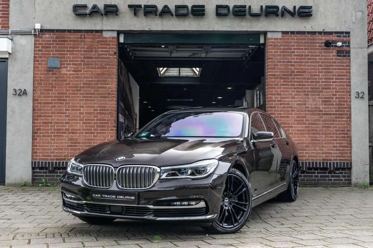 Photo 1 : Bmw Serie 7 2018 Essence