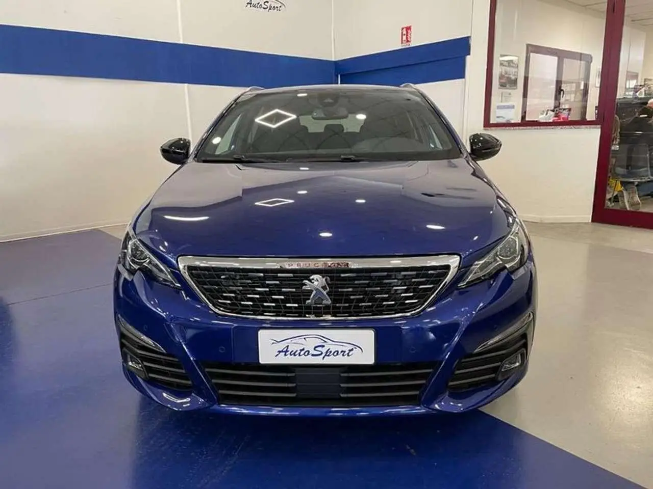 Photo 1 : Peugeot 308 2018 Essence