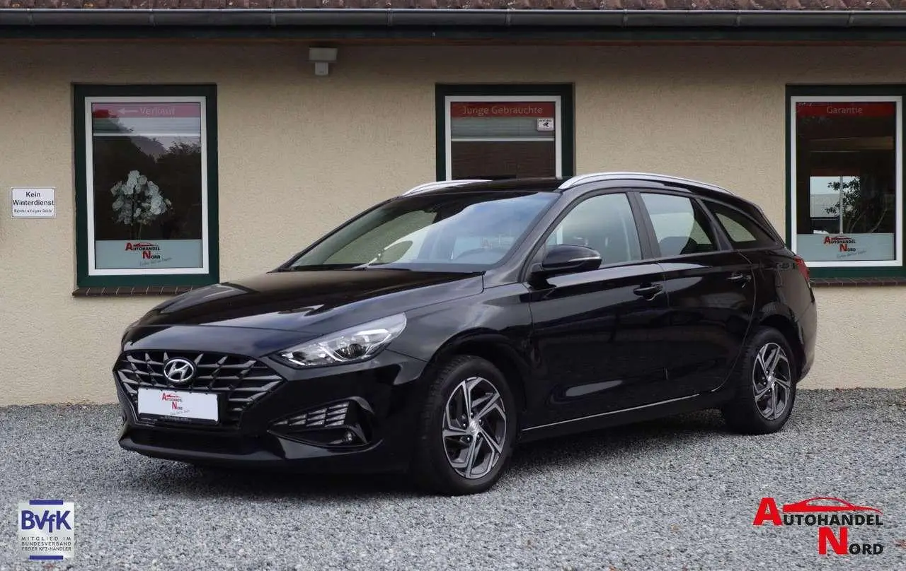 Photo 1 : Hyundai I30 2022 Petrol