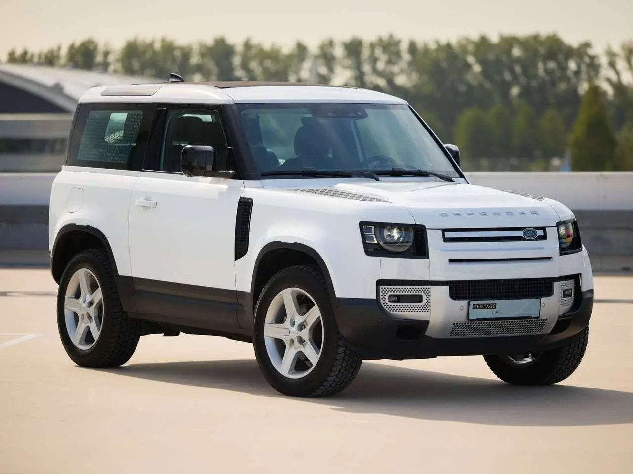 Photo 1 : Land Rover Defender 2023 Diesel