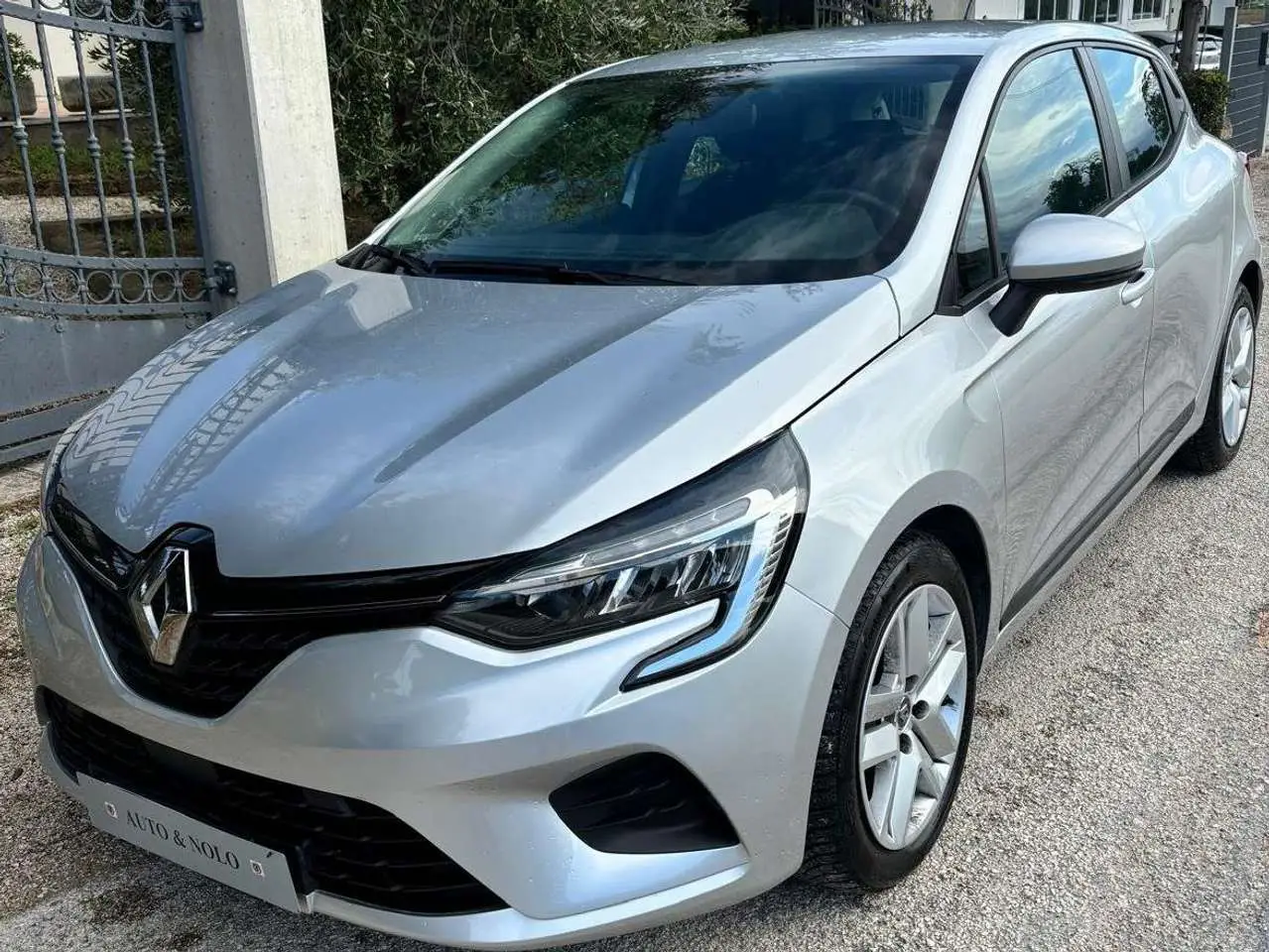 Photo 1 : Renault Clio 2021 Diesel