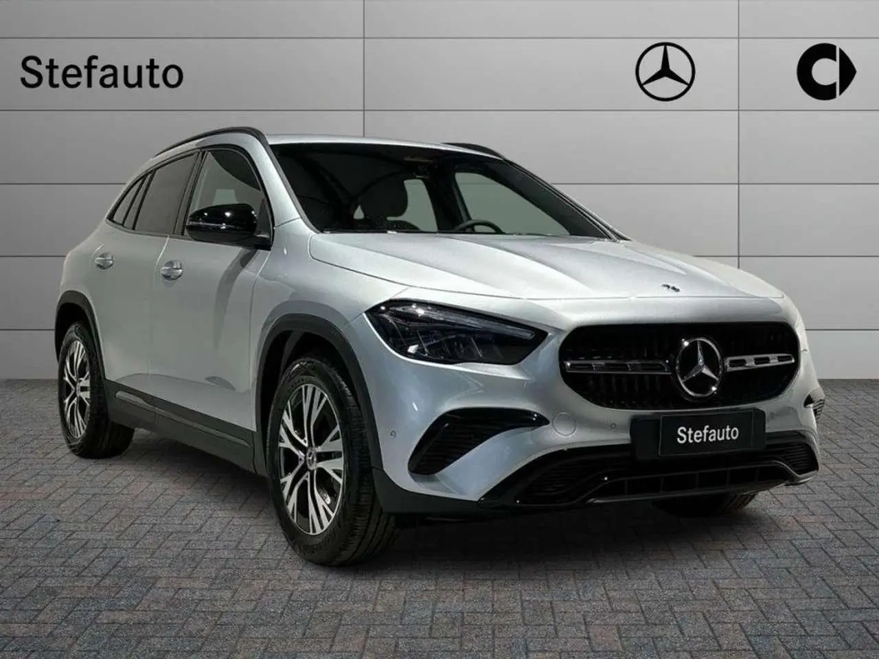 Photo 1 : Mercedes-benz Classe Gla 2024 Diesel