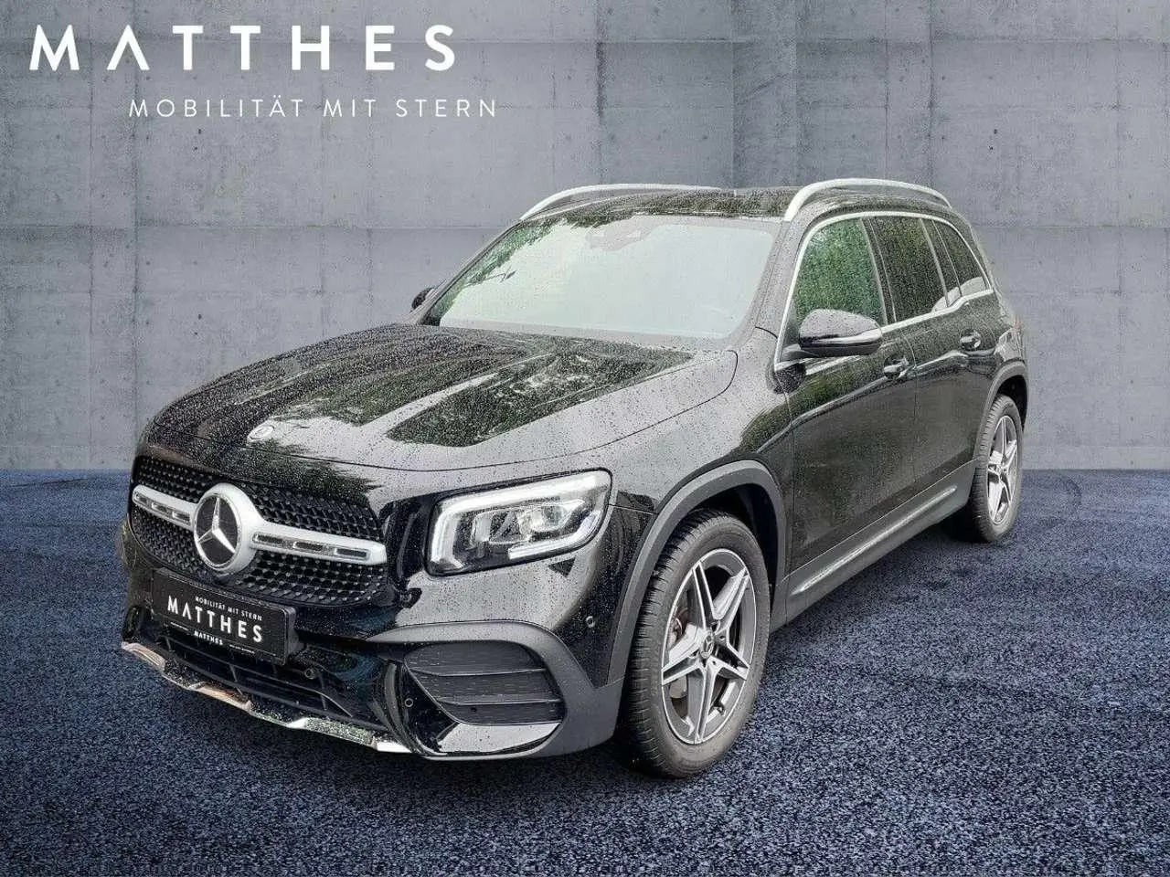 Photo 1 : Mercedes-benz Classe Glb 2023 Petrol