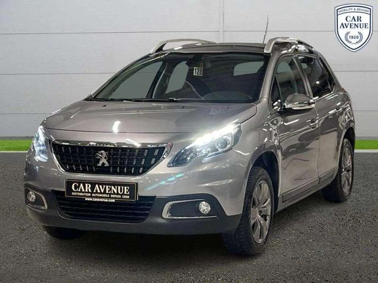 Photo 1 : Peugeot 2008 2019 Petrol