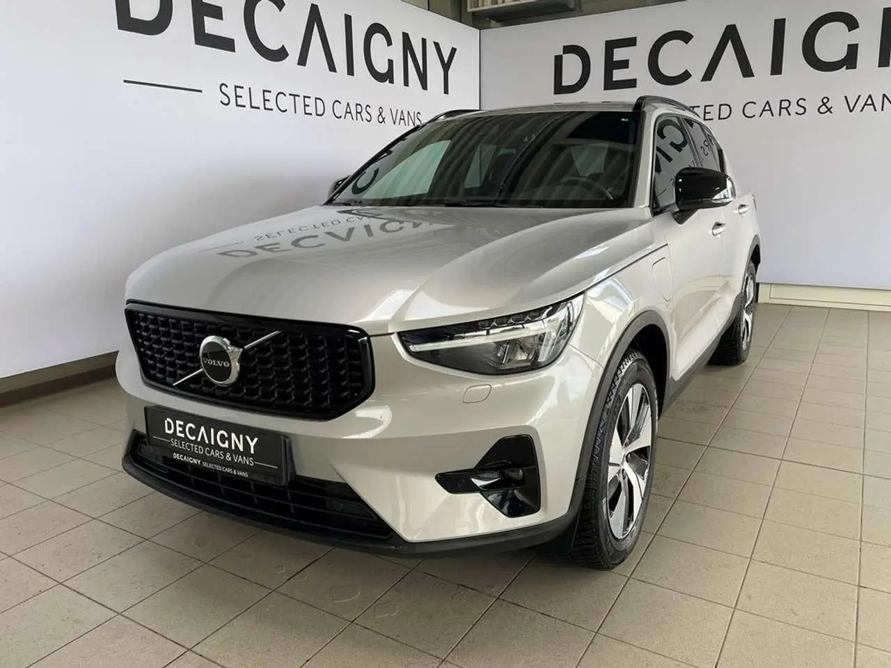 Photo 1 : Volvo Xc40 2023 Hybride