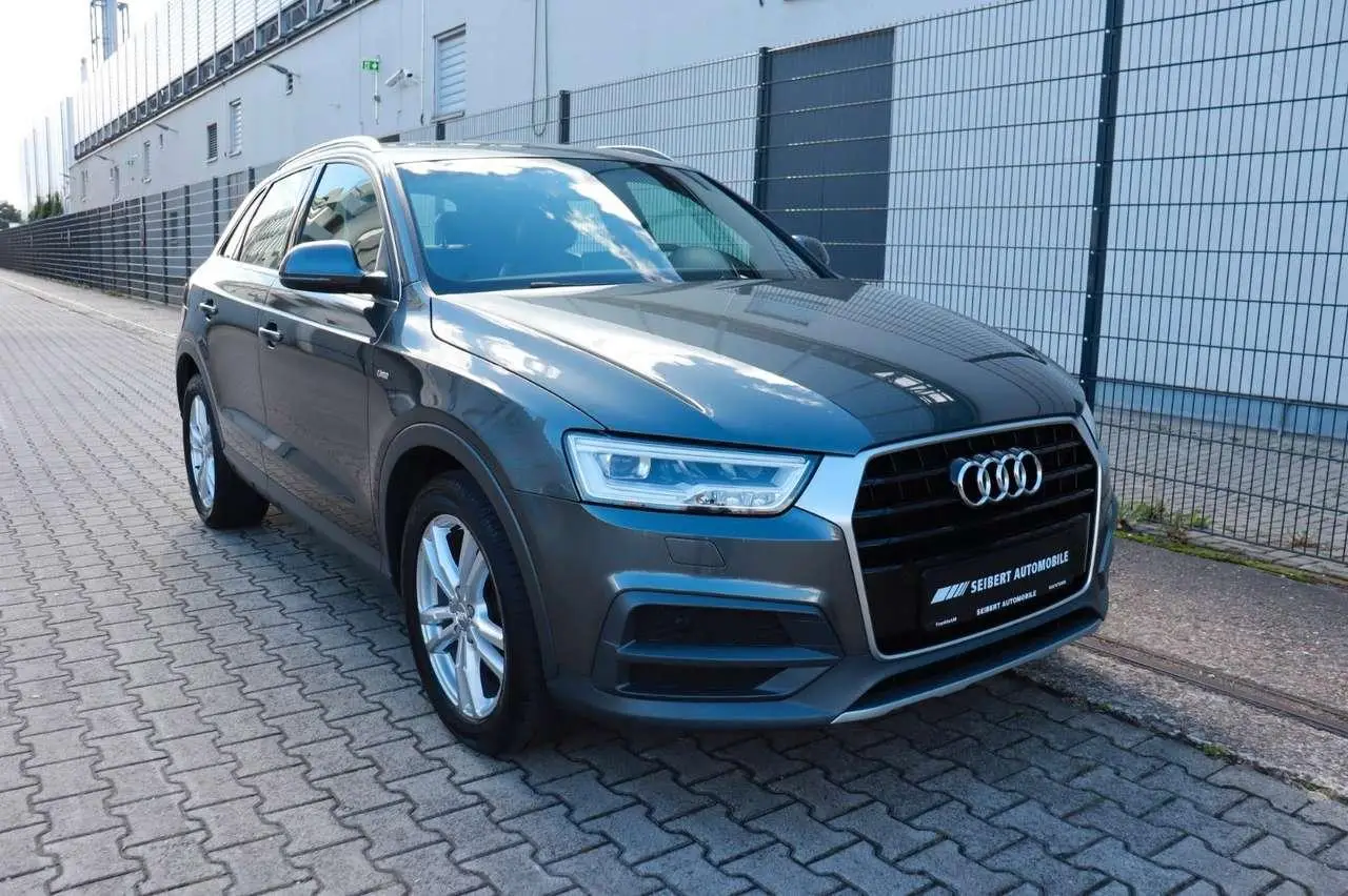 Photo 1 : Audi Q3 2016 Petrol