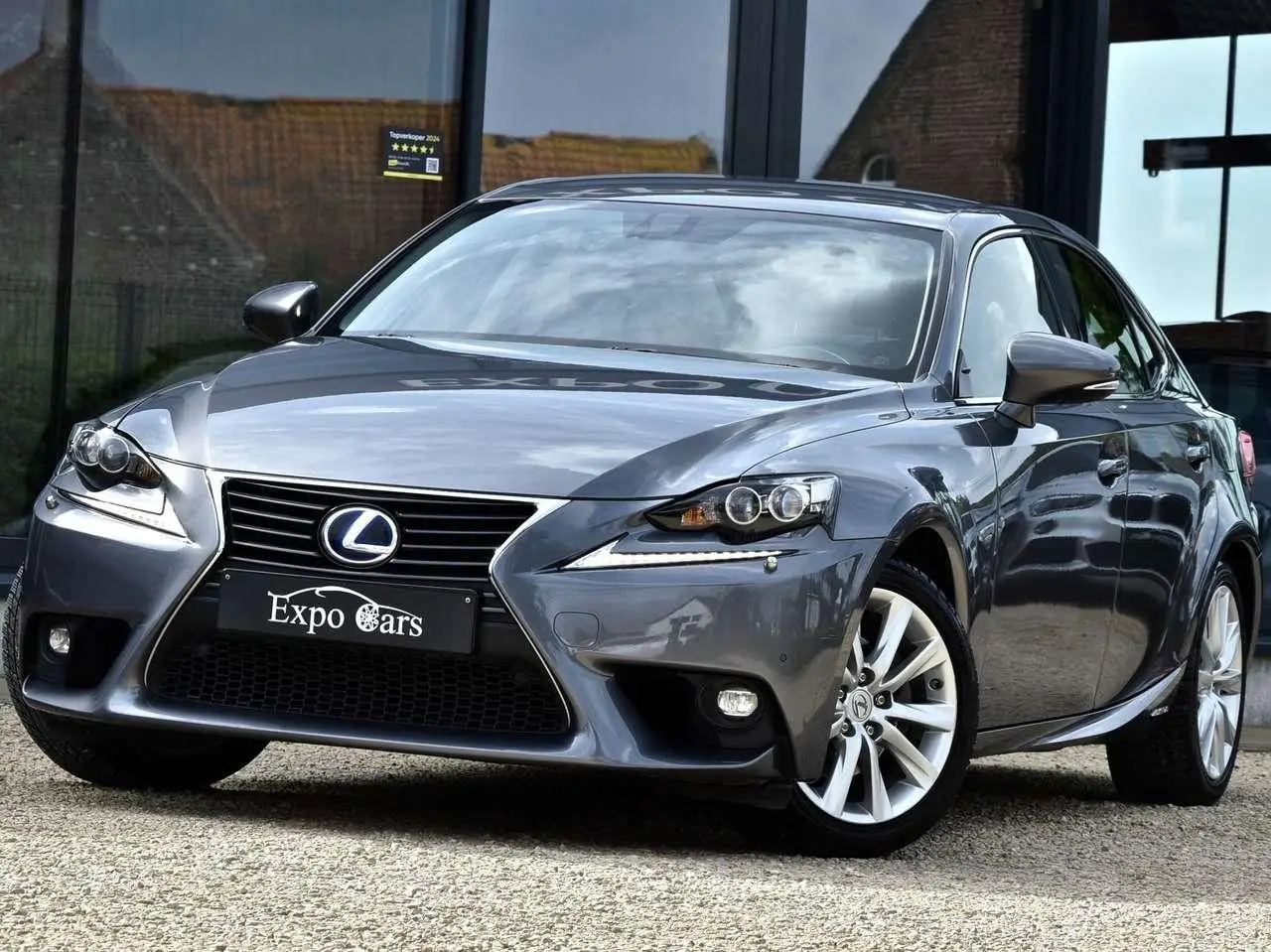 Photo 1 : Lexus Is 2016 Hybride