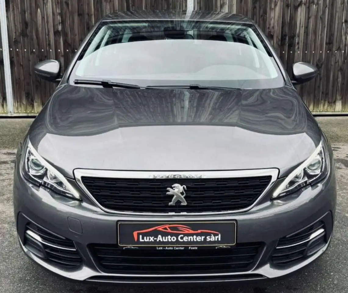 Photo 1 : Peugeot 308 2020 Diesel