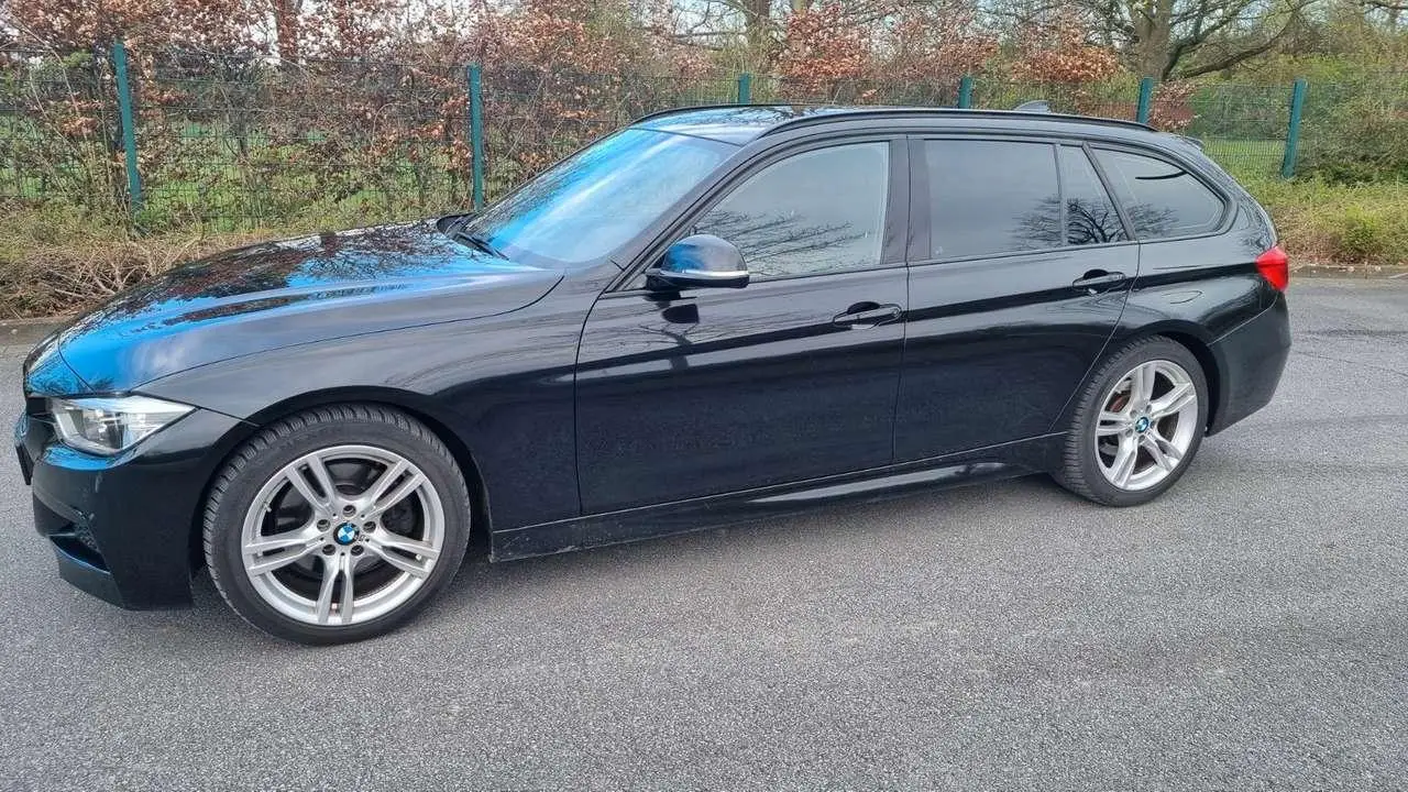 Photo 1 : Bmw Serie 3 2018 Petrol