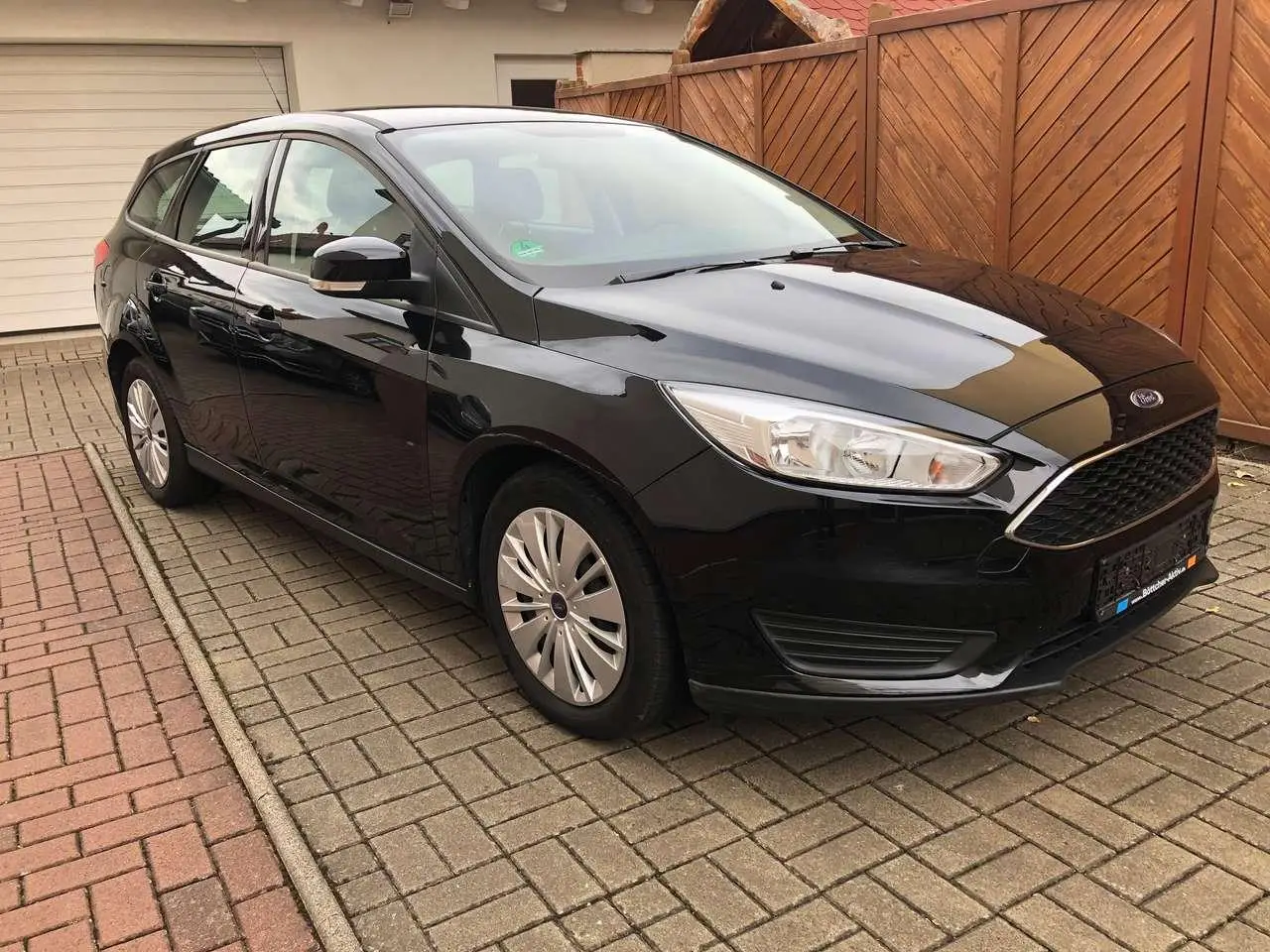 Photo 1 : Ford Focus 2015 Petrol