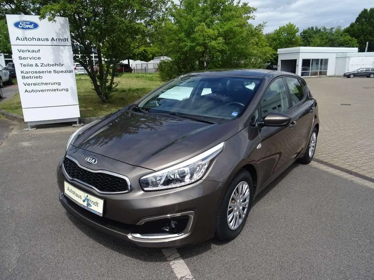 Photo 1 : Kia Ceed 2016 Essence