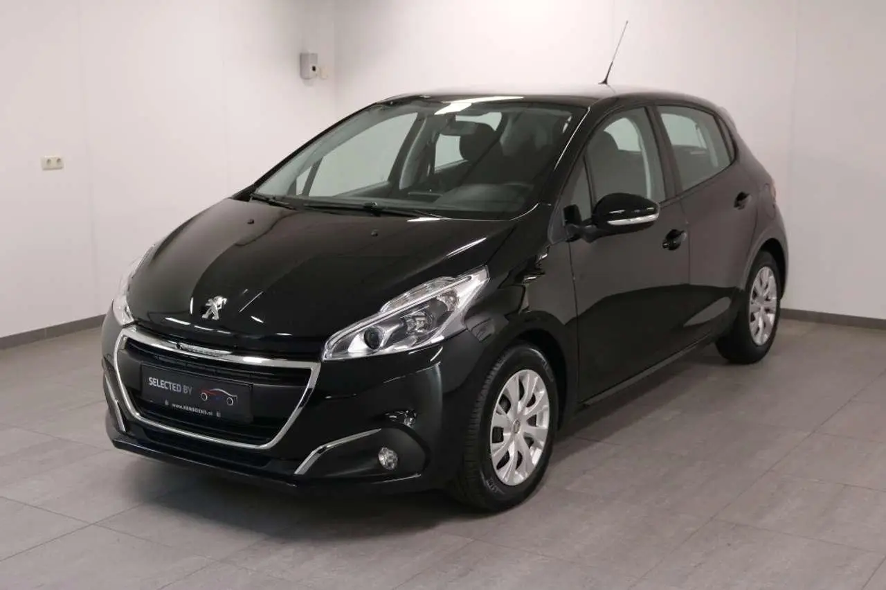 Photo 1 : Peugeot 208 2018 Petrol