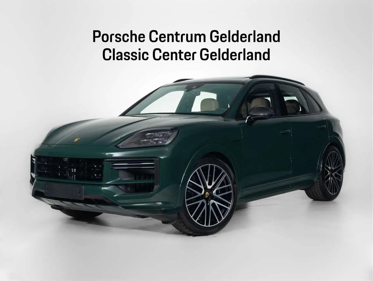 Photo 1 : Porsche Cayenne 2024 Hybrid