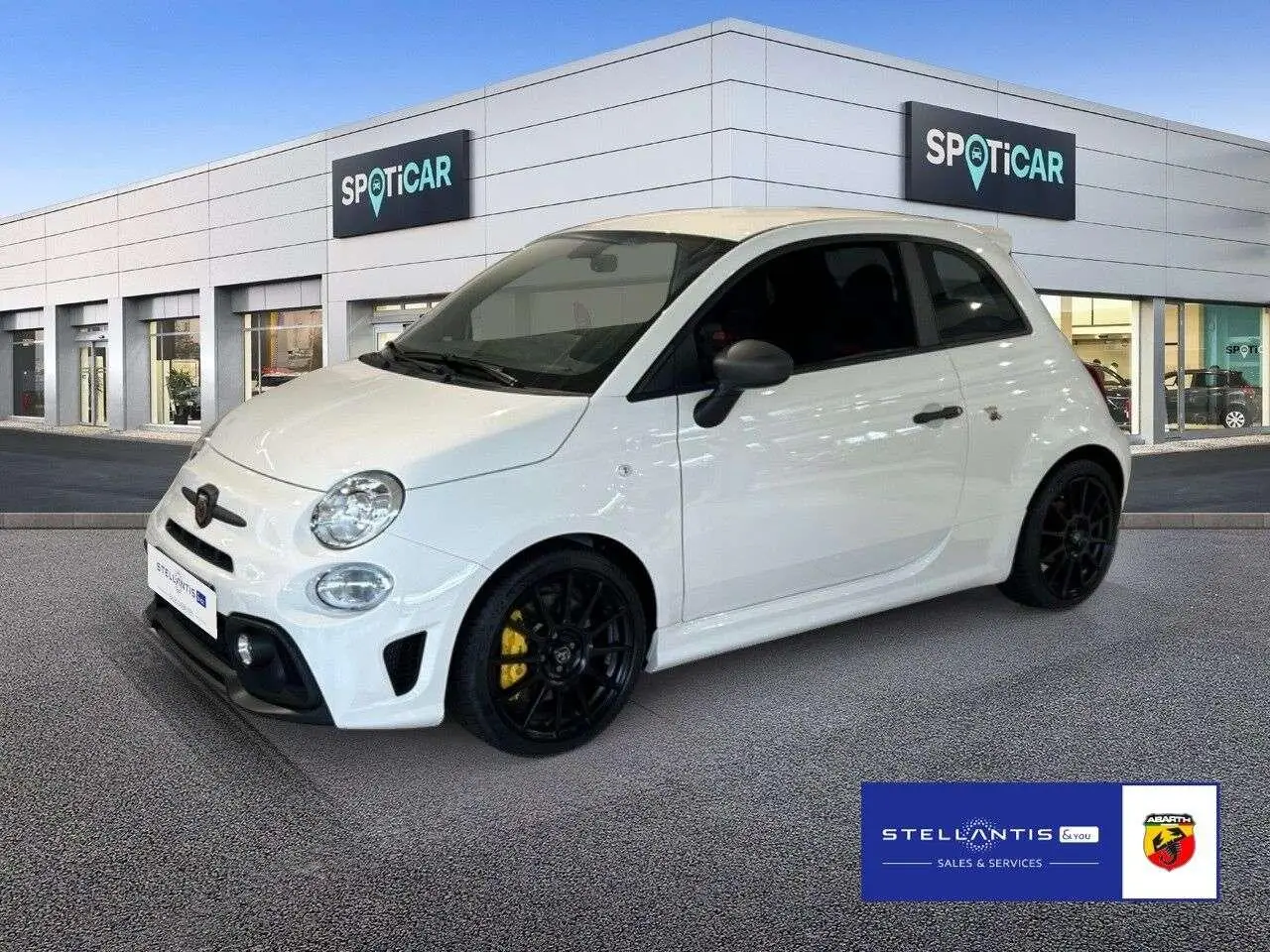 Photo 1 : Abarth 695 2024 Essence