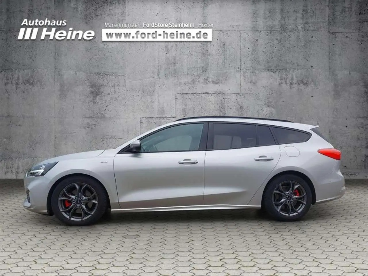 Photo 1 : Ford Focus 2018 Petrol