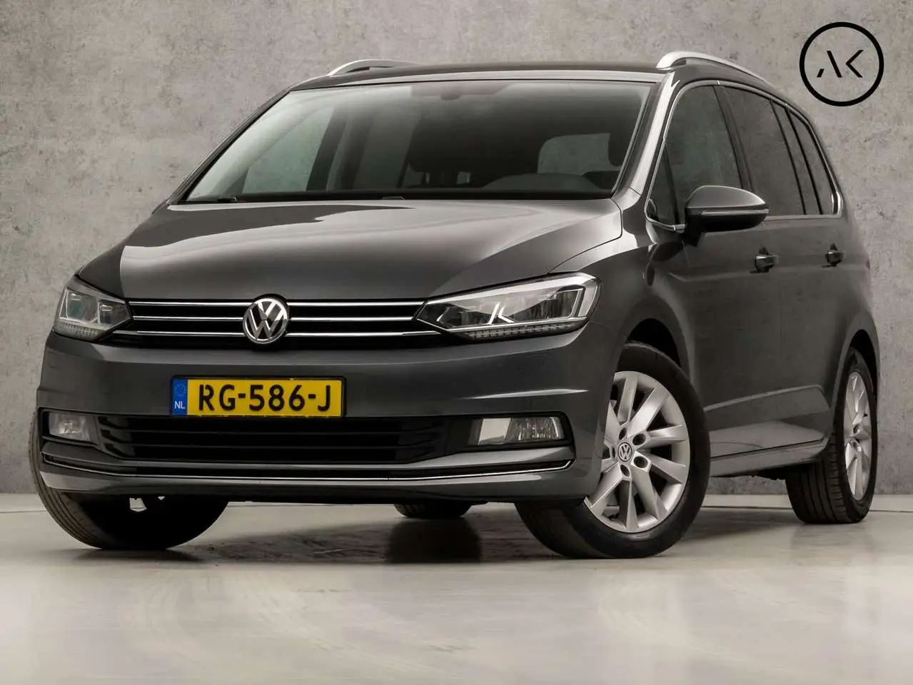 Photo 1 : Volkswagen Touran 2017 Essence