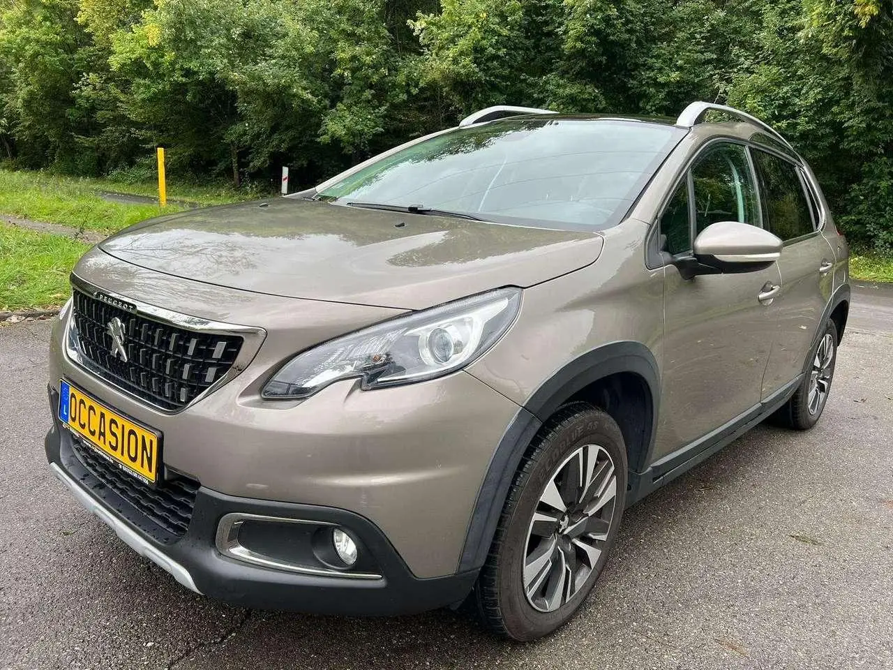 Photo 1 : Peugeot 2008 2017 Essence