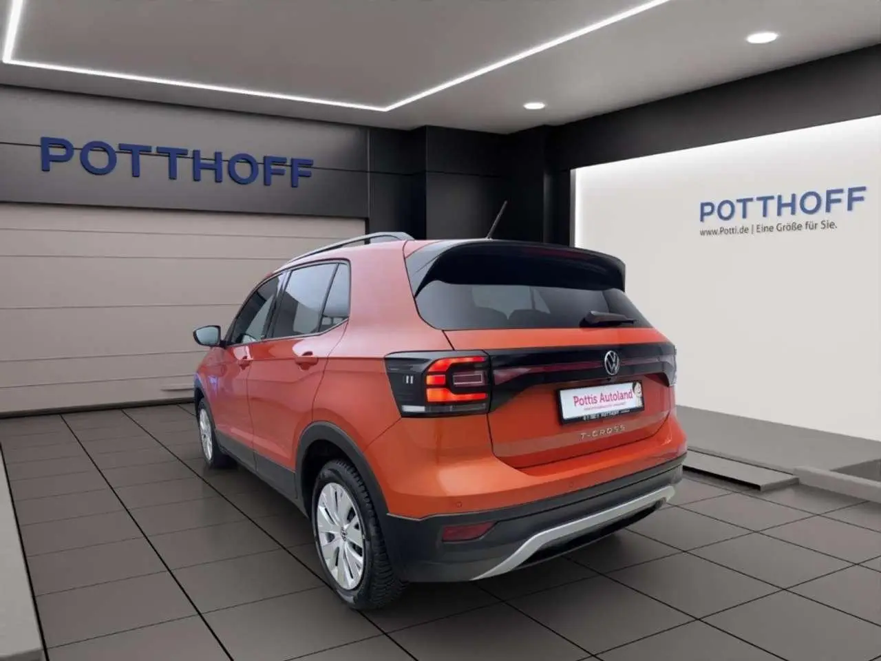 Photo 1 : Volkswagen T-cross 2024 Petrol