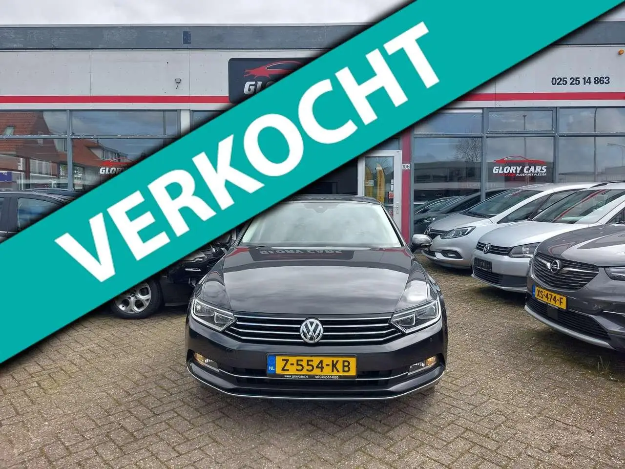 Photo 1 : Volkswagen Passat 2018 Essence