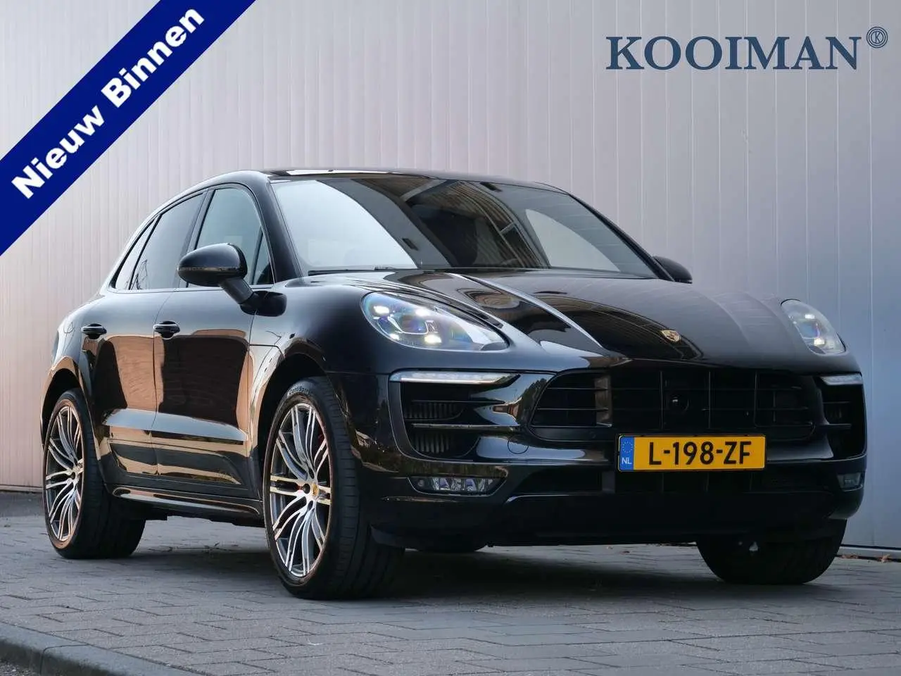 Photo 1 : Porsche Macan 2017 Essence