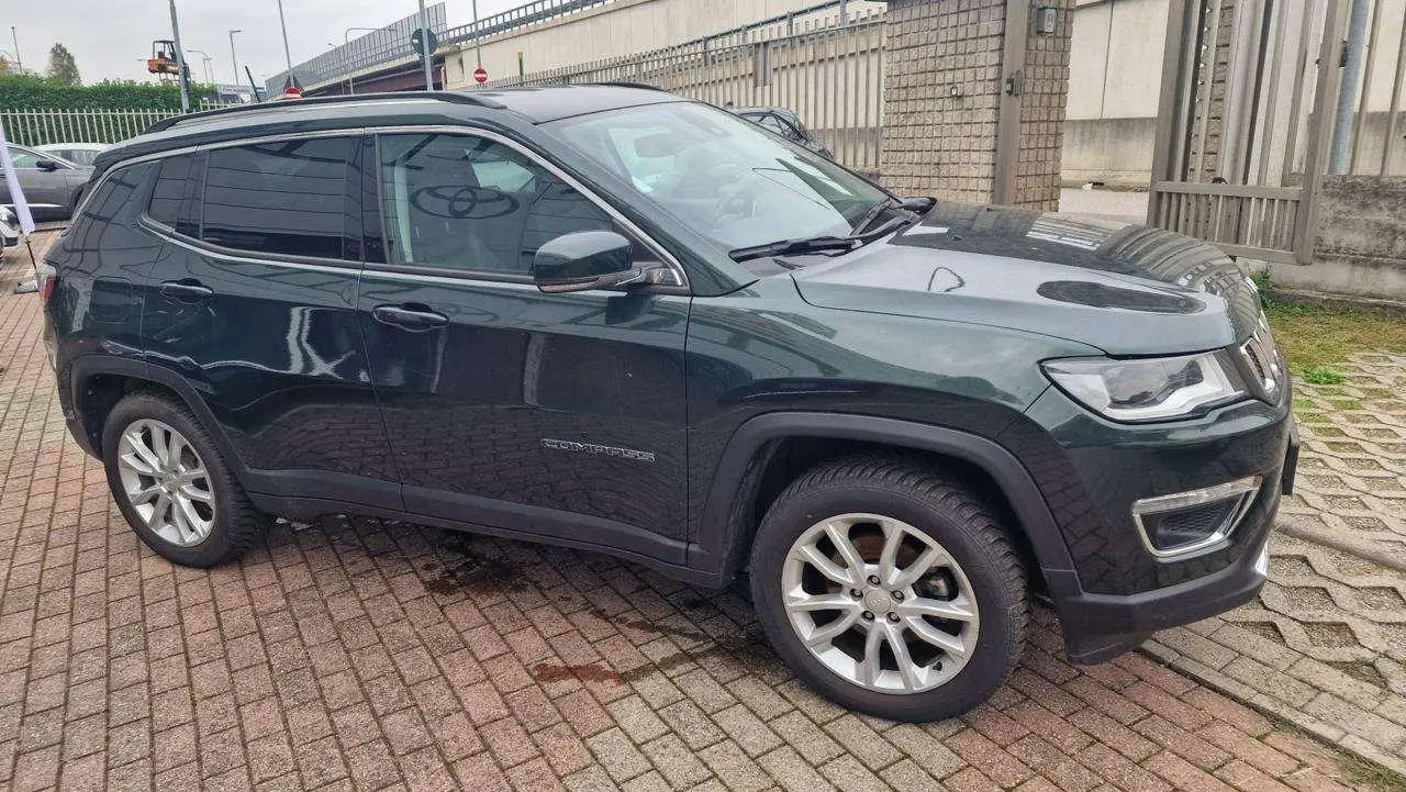 Photo 1 : Jeep Compass 2021 Petrol