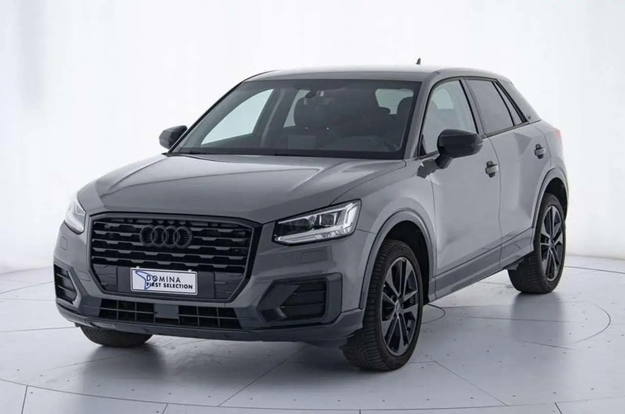 Photo 1 : Audi Q2 2017 Diesel