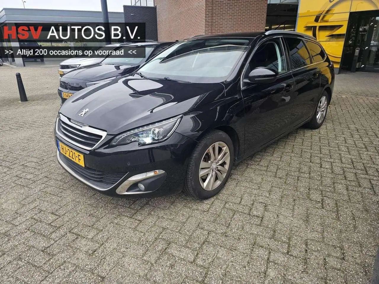 Photo 1 : Peugeot 308 2015 Essence