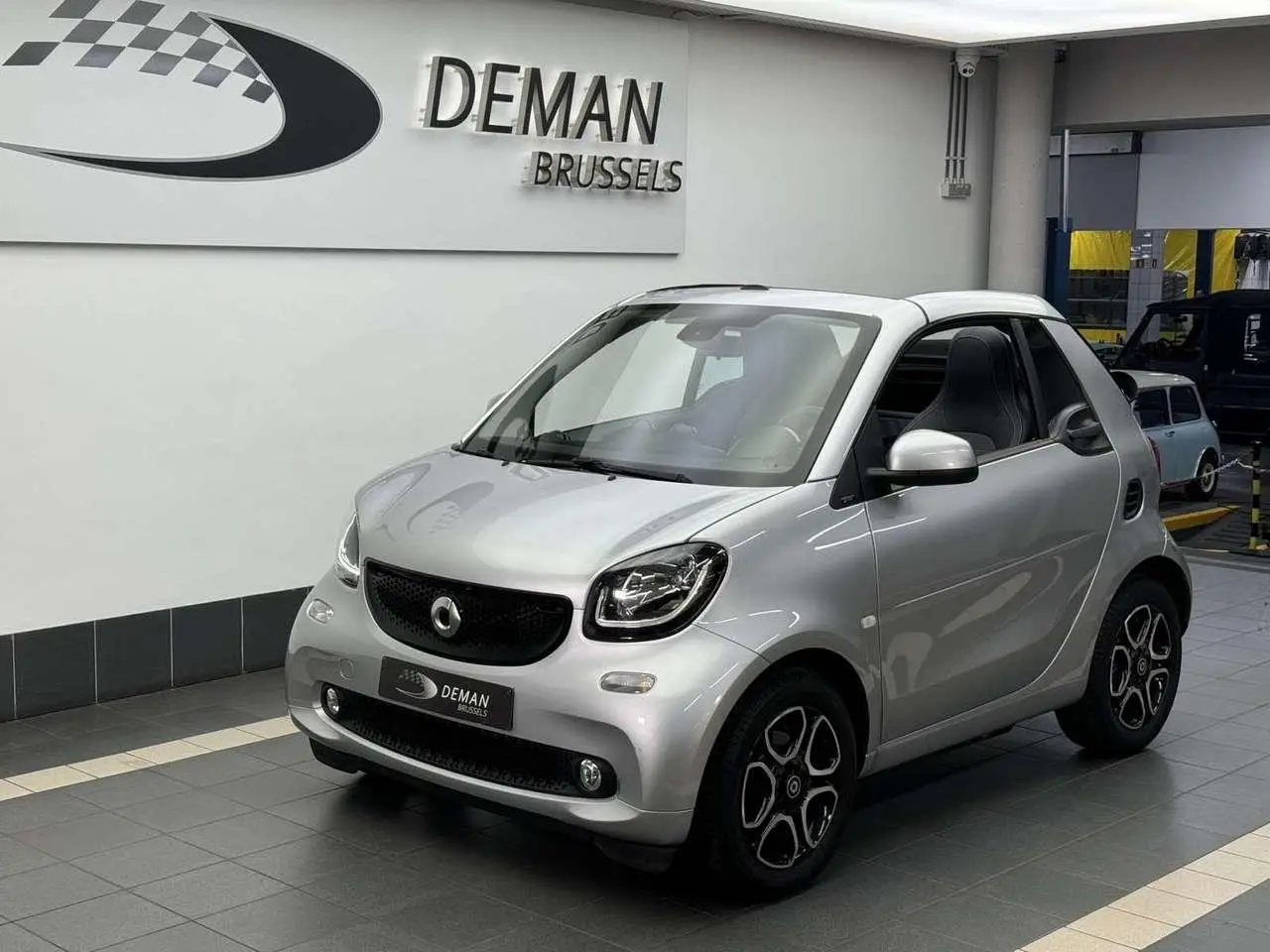 Photo 1 : Smart Fortwo 2016 Petrol