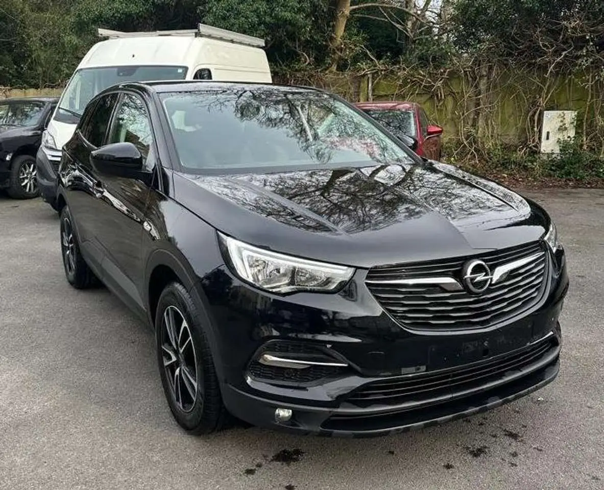 Photo 1 : Opel Grandland 2018 Petrol