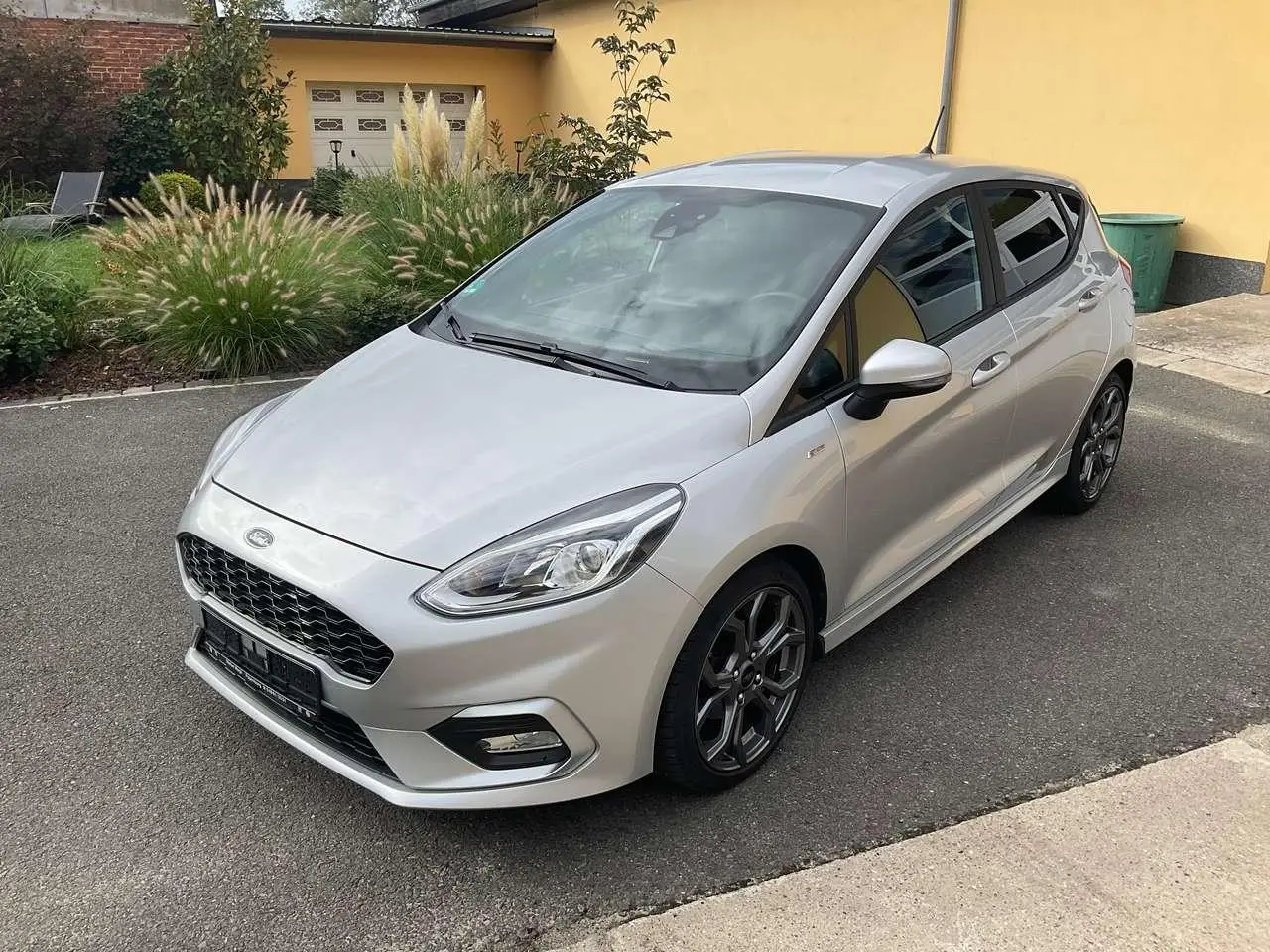 Photo 1 : Ford Fiesta 2018 Petrol