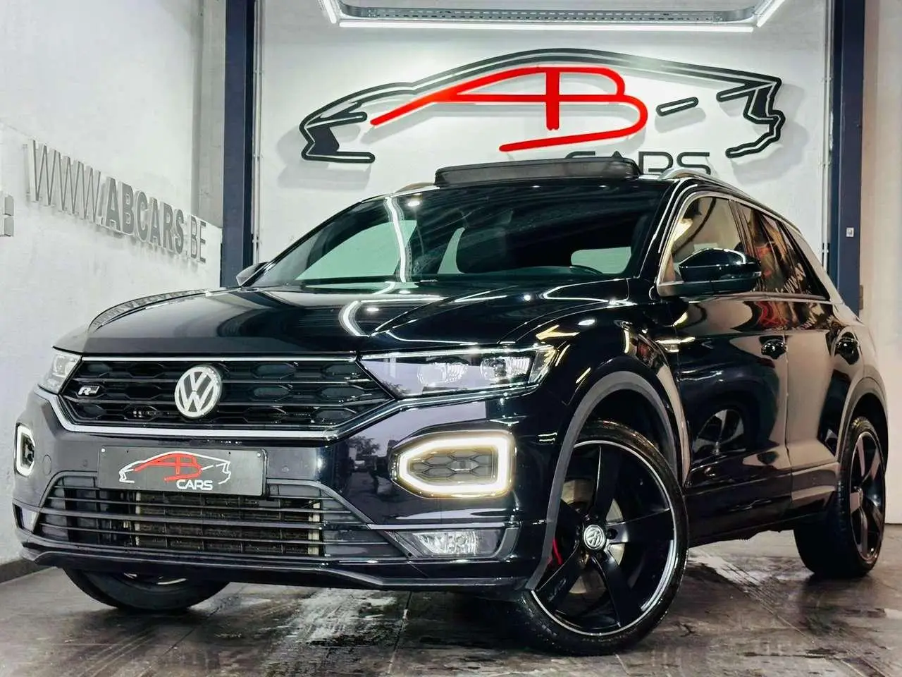 Photo 1 : Volkswagen T-roc 2020 Essence