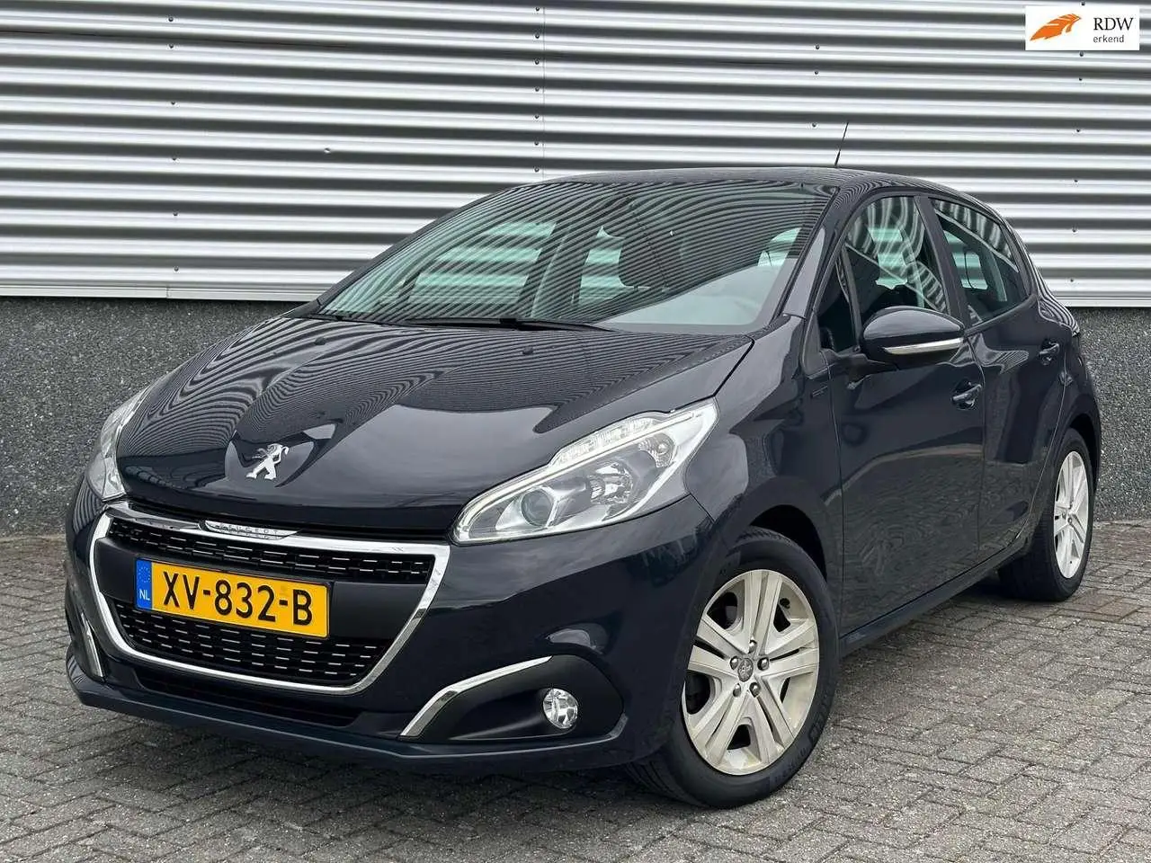 Photo 1 : Peugeot 208 2019 Essence